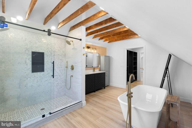 144 VAN DYKE RD, Hopewell, NJ 08525