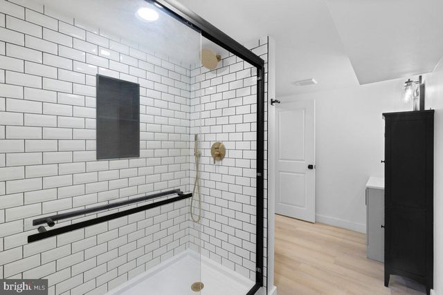 144 VAN DYKE RD, Hopewell, NJ 08525