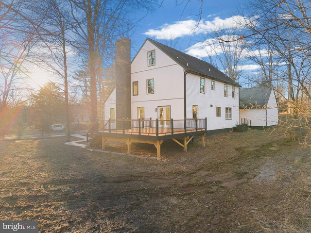 144 VAN DYKE RD, Hopewell, NJ 08525