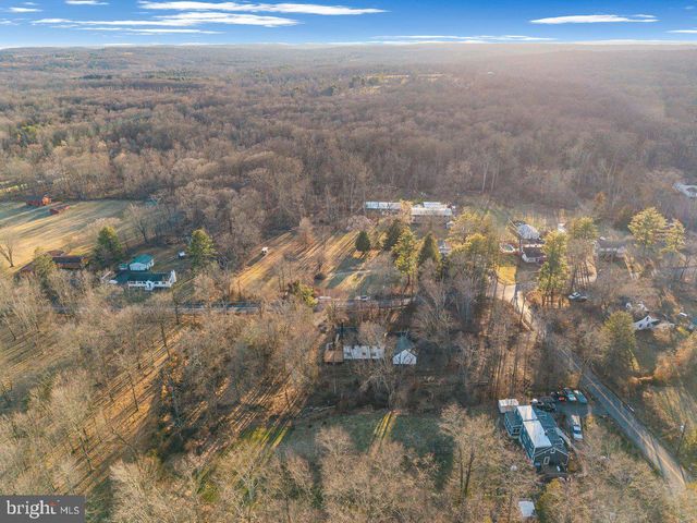 144 VAN DYKE RD, Hopewell, NJ 08525