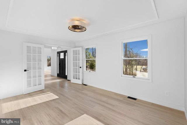 144 VAN DYKE RD, Hopewell, NJ 08525