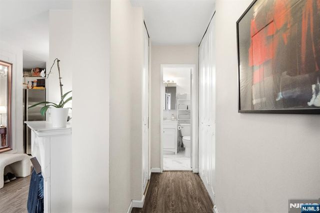 2100 Linwood 17N, Fort Lee, NJ 07024