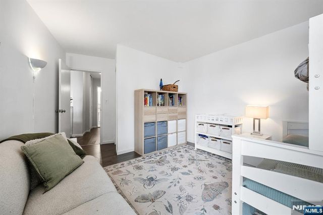 2100 Linwood 17N, Fort Lee, NJ 07024