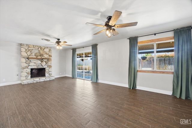 14506 Johnson Road, Bakersfield, CA 93314