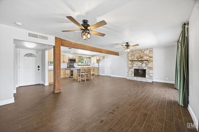 14506 Johnson Road, Bakersfield, CA 93314