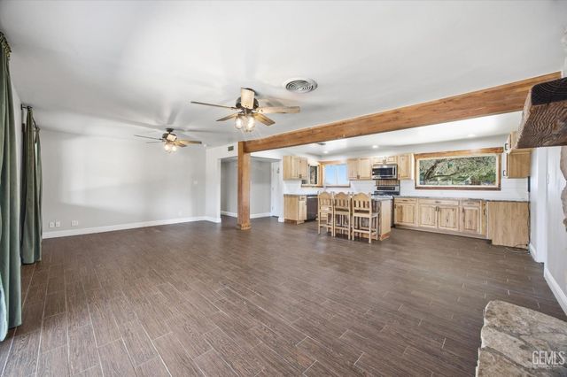 14506 Johnson Road, Bakersfield, CA 93314