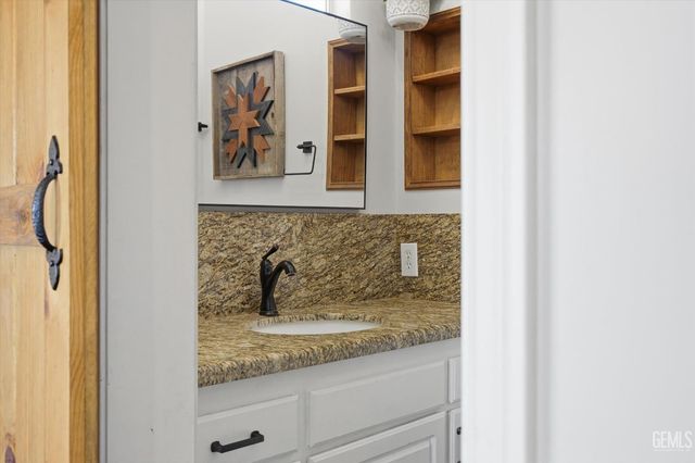 14506 Johnson Road, Bakersfield, CA 93314