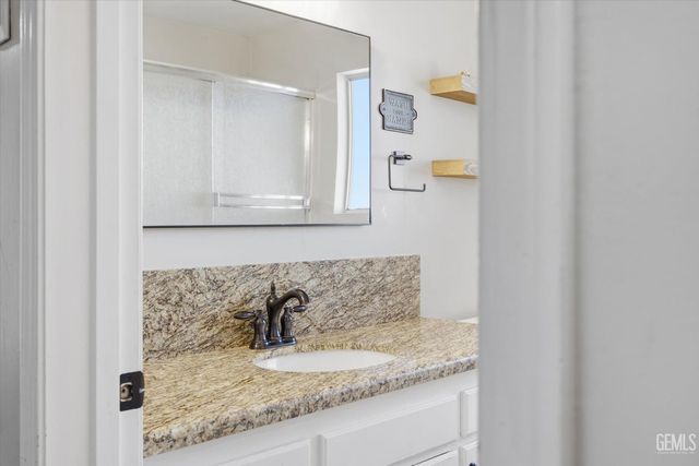 14506 Johnson Road, Bakersfield, CA 93314