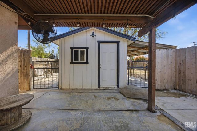 14506 Johnson Road, Bakersfield, CA 93314