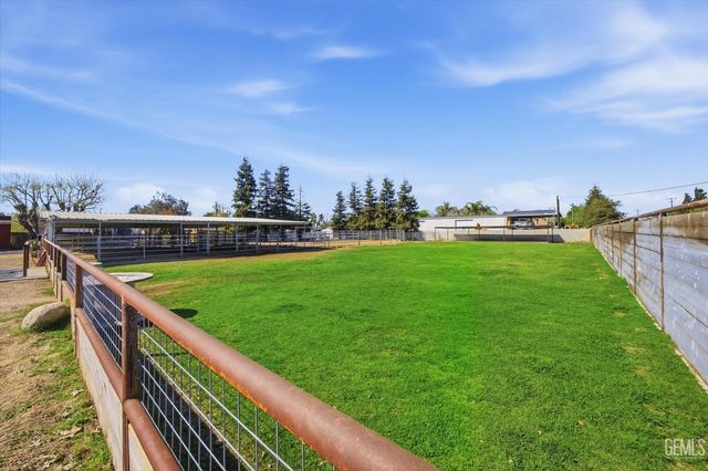 14506 Johnson Road, Bakersfield, CA 93314