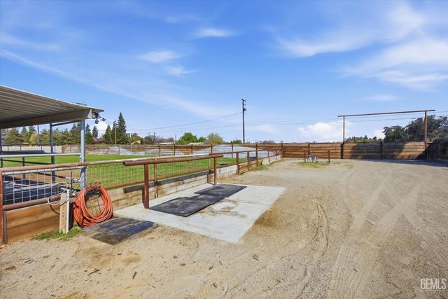 14506 Johnson Road, Bakersfield, CA 93314
