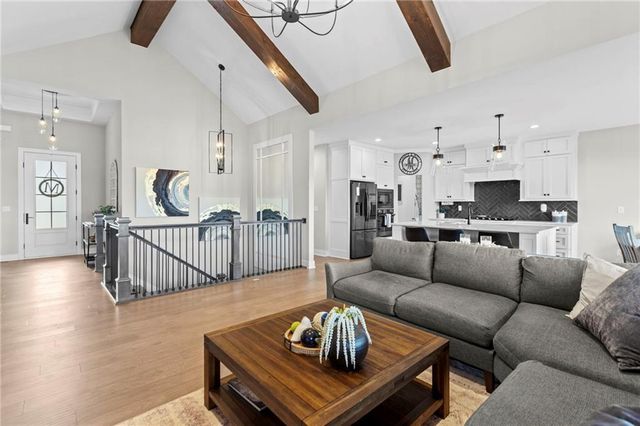 24736 W 112th Street, Olathe, KS 66061