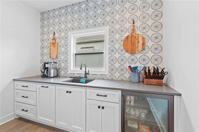 24736 W 112th Street, Olathe, KS 66061