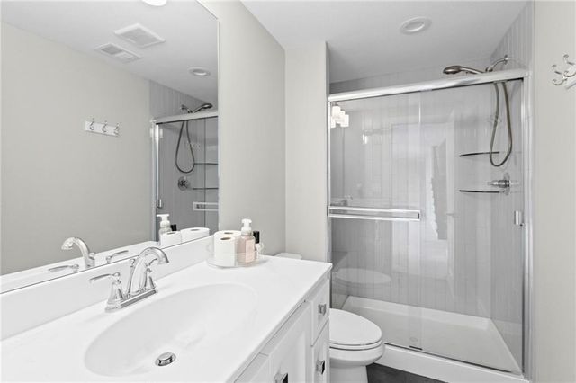 24736 W 112th Street, Olathe, KS 66061