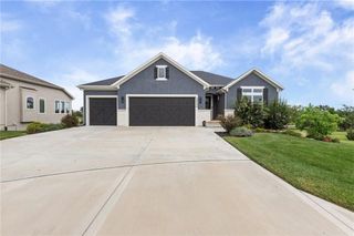 24736 W 112th Street, Olathe, KS 66061