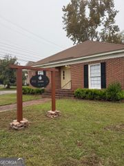 202 Central Avenue, Fort Valley, GA 31030