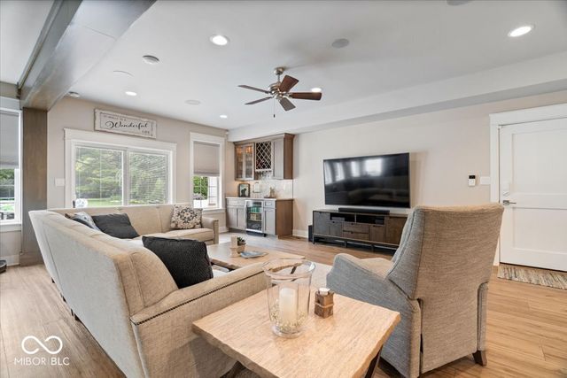 1322 N Mill Creek Road, Noblesville, IN 46062