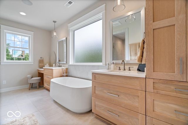1322 N Mill Creek Road, Noblesville, IN 46062