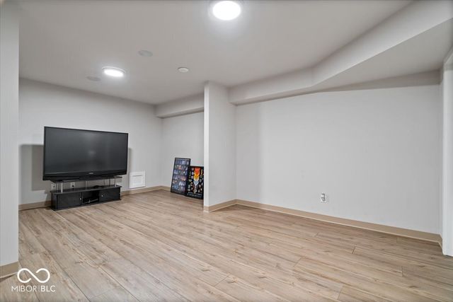 1322 N Mill Creek Road, Noblesville, IN 46062