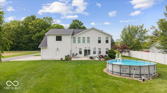 1322 N Mill Creek Road, Noblesville, IN 46062