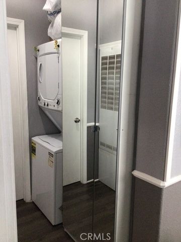 7560 Woodman 75, Van Nuys (los Angeles), CA 91405