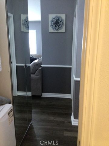 7560 Woodman 75, Van Nuys (los Angeles), CA 91405