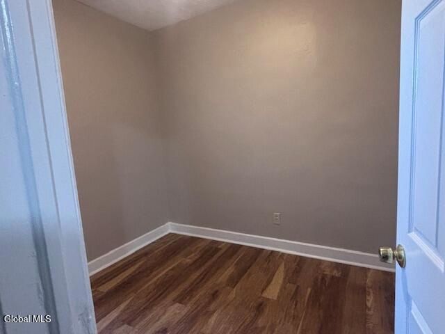 455 Bradford Street 2nd floor, Albany, NY 12206