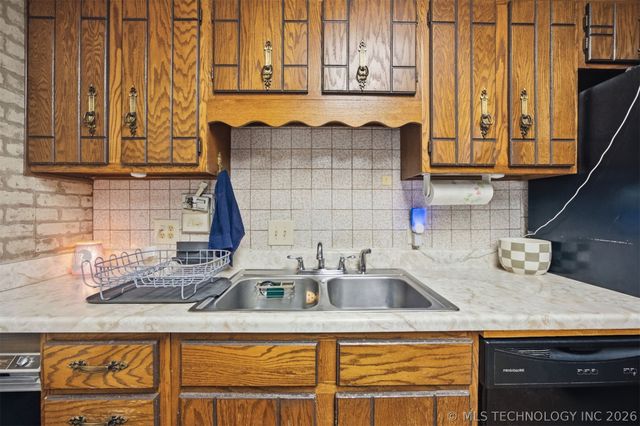 431 E Epley Drive, Longtown, OK 74462