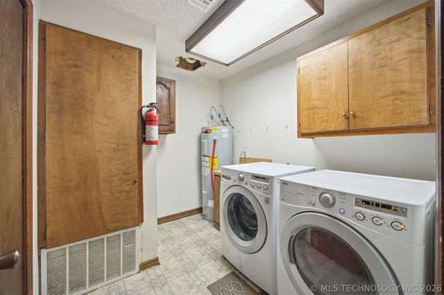 431 E Epley Drive, Longtown, OK 74462