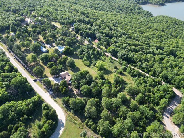 431 E Epley Drive, Longtown, OK 74462