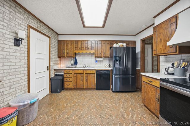 431 E Epley Drive, Longtown, OK 74462