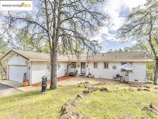 19846 Via Redonda, Sonora, CA 95370