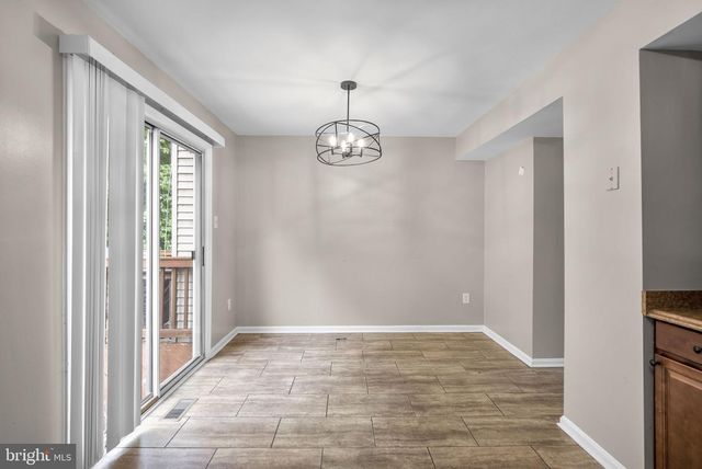 14122 OAKPOINTE DR, Laurel, MD 20707