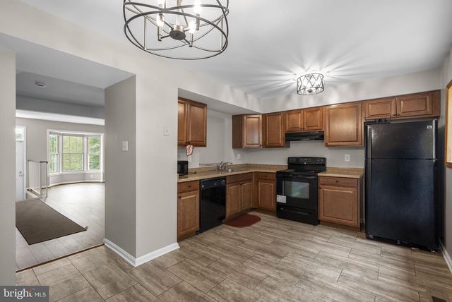 14122 OAKPOINTE DR, Laurel, MD 20707