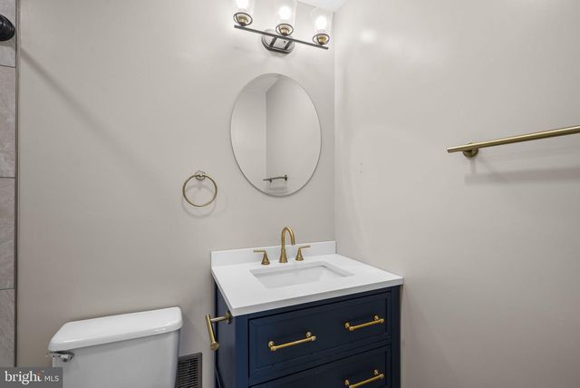 14122 OAKPOINTE DR, Laurel, MD 20707