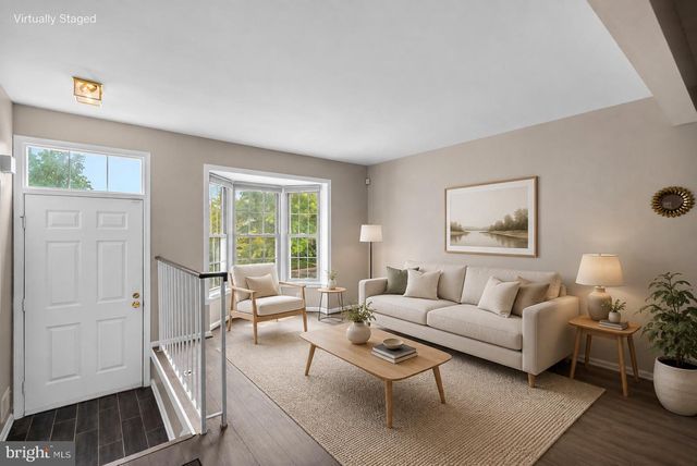 14122 OAKPOINTE DR, Laurel, MD 20707