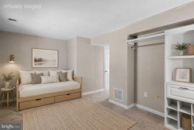 14122 OAKPOINTE DR, Laurel, MD 20707