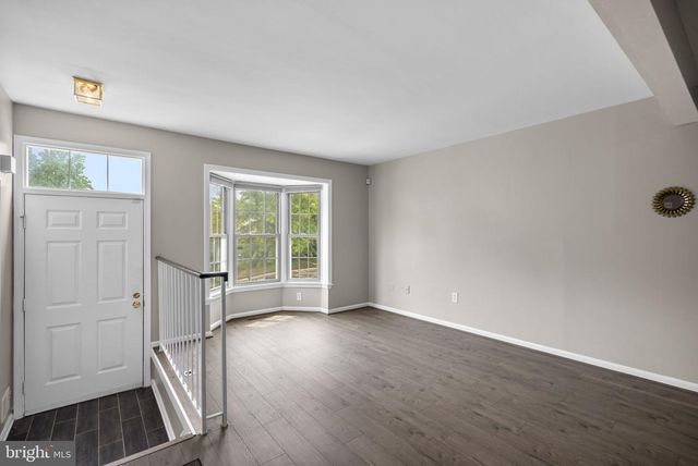 14122 OAKPOINTE DR, Laurel, MD 20707