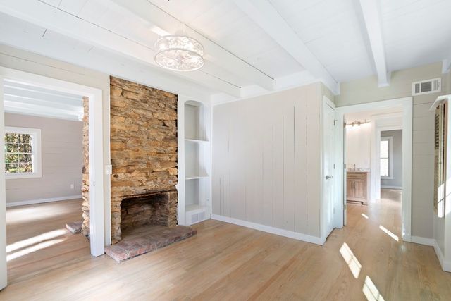 8679 Lakewood Hwy, Mineral Bluff, GA 30559