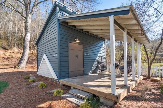 8679 Lakewood Hwy, Mineral Bluff, GA 30559