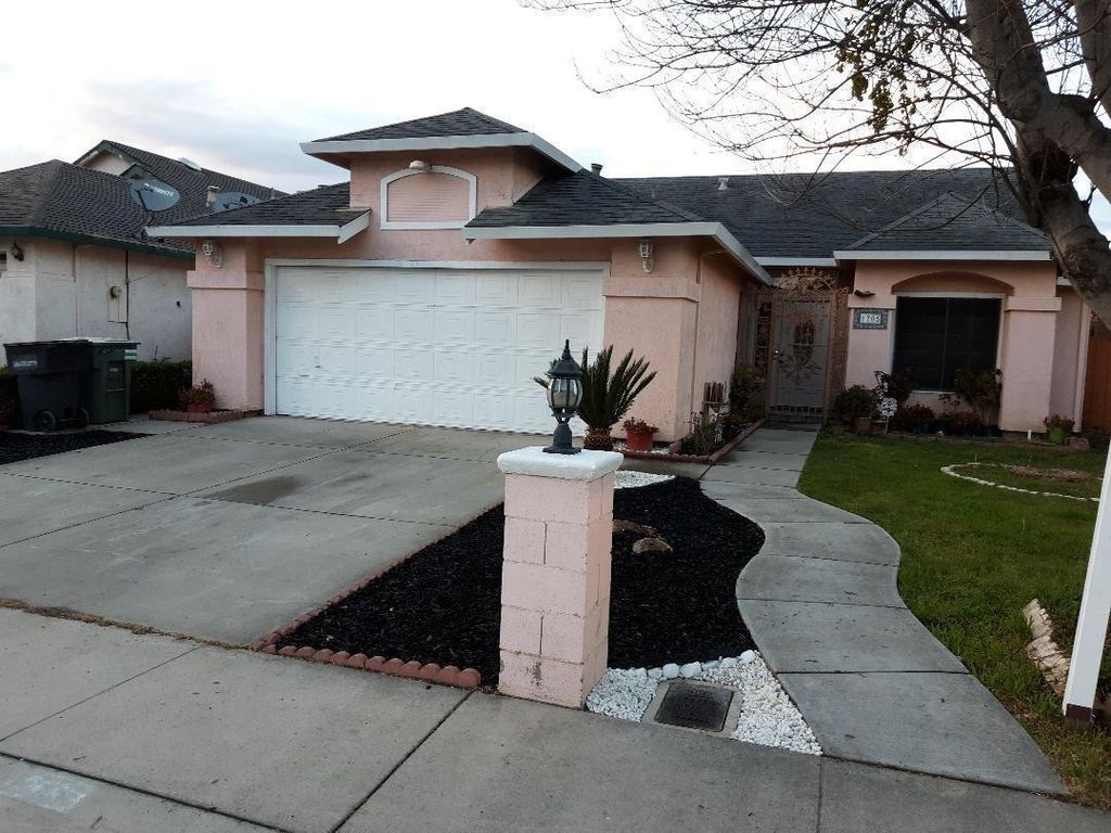 1205 Cribari Dr, Modesto, CA 95358