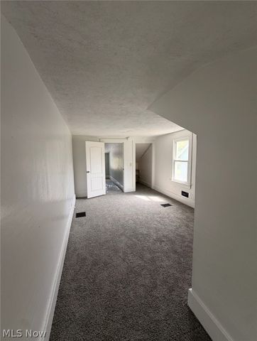 908 Palmyra Road SW, Warren, OH 44485