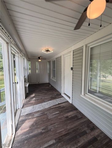 908 Palmyra Road SW, Warren, OH 44485