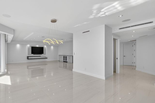 1500 S Ocean Boulevard 1602, Boca Raton, FL 33432