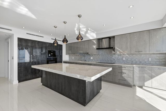 1500 S Ocean Boulevard 1602, Boca Raton, FL 33432