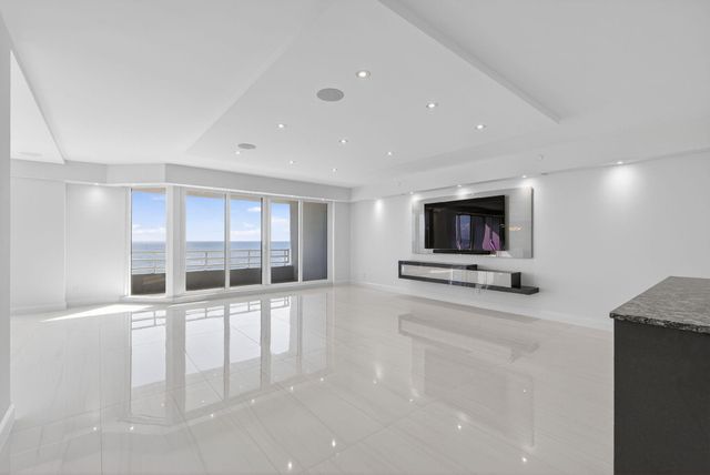 1500 S Ocean Boulevard 1602, Boca Raton, FL 33432