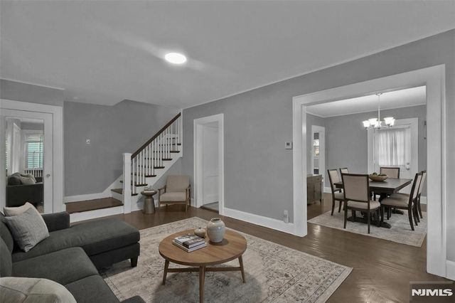 23-25 Varsity Road, Newark, NJ 07106