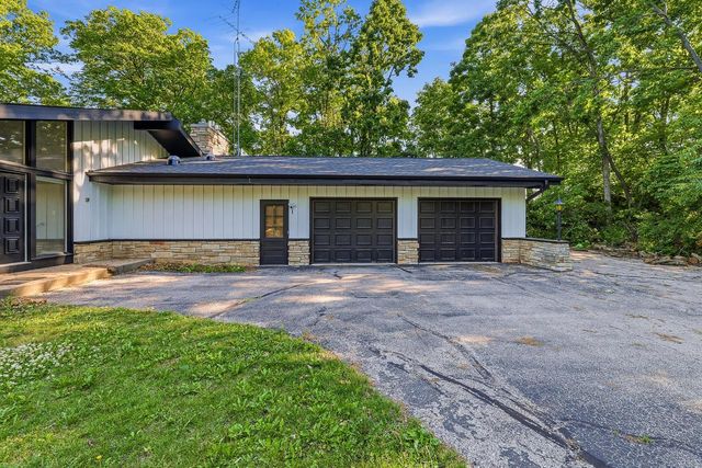 W4410 Mary Hill Park DRIVE, Fond Du Lac, WI 54937