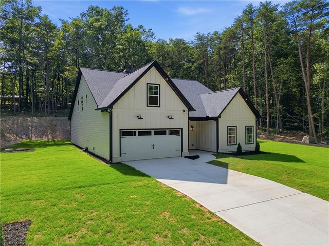 539 E Valley Road NE, Rydal, GA 30171