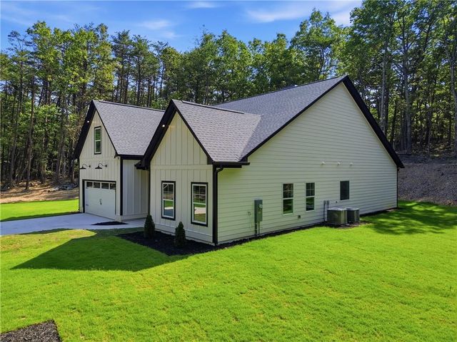 539 E Valley Road NE, Rydal, GA 30171